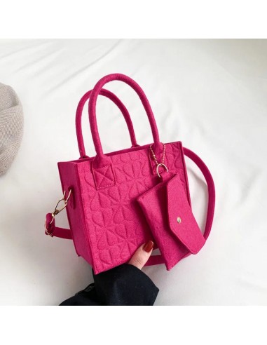 Sac Bandoulière Femme Luxe : "Fushia" d'Europe débarque