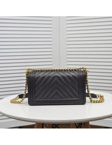 Pochette Luxe Femme : Une Oeuvre d'Art de la marque